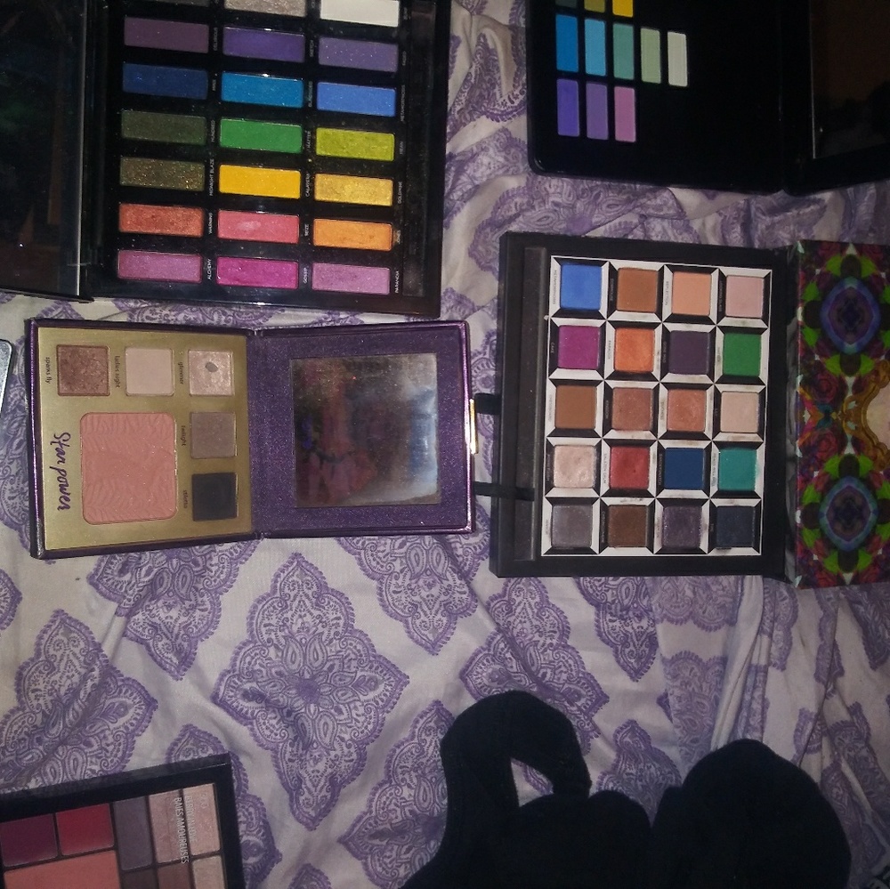 Palettes - Picture 3 of 6